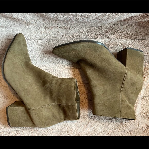 Aldo suede heeled boots. Fralissi. Size 10. Olive green/brown. - Picture 3 of 6